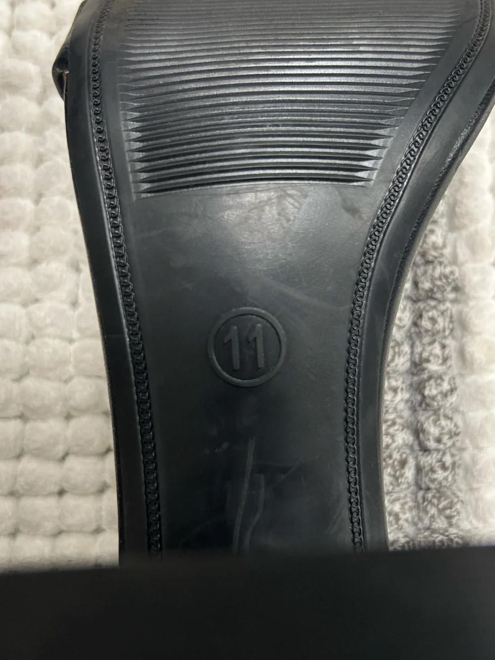a new day band heel small